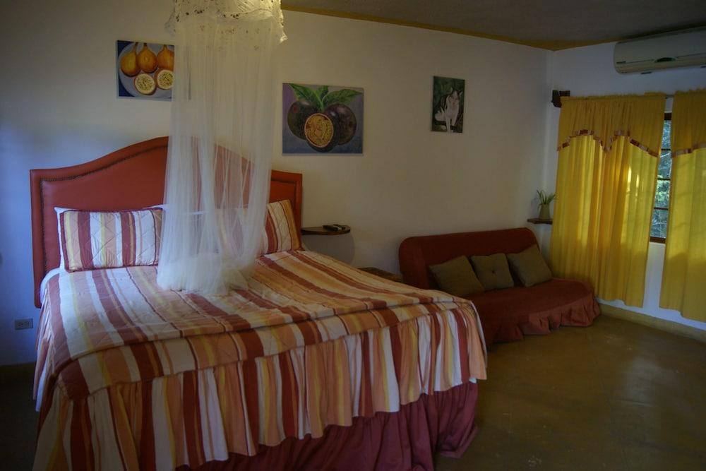 San San Tropez Otel Port Antonio Dış mekan fotoğraf